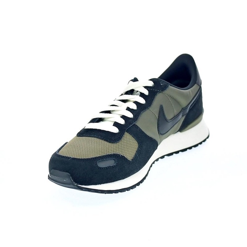 nike air vrtx black