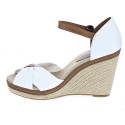 Sandalias Tommy Hilfiger zapatos Mujer modelo Iconic Elena Sandal Blanco 