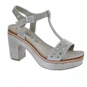 Sandalias Carmela zapatos Mujer modelo 6668703 Beige 