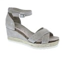Sandalias Carmela zapatos Mujer modelo 6668901 Beige 