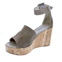 Sandalias Nero Giardini zapatos Mujer modelo 2411 405 Beige 