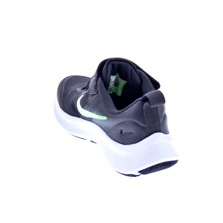 Zapatillas Nike zapatos Niño modelo Star Runner Negro 