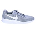 Zapatillas Nike zapatos Hombre modelo Tanjun Gris 