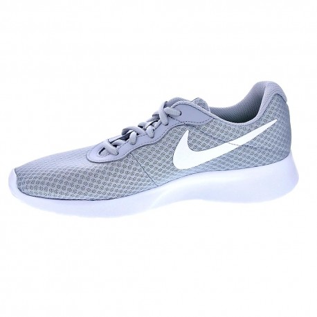 Zapatillas Nike zapatos Hombre modelo Tanjun Gris 