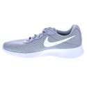 Zapatillas Nike zapatos Hombre modelo Tanjun Gris 