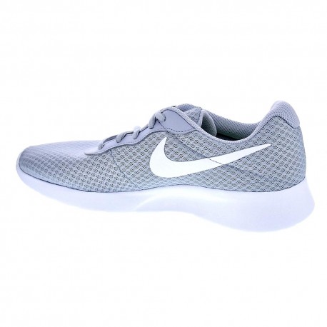 Zapatillas Nike zapatos Hombre modelo Tanjun Gris 