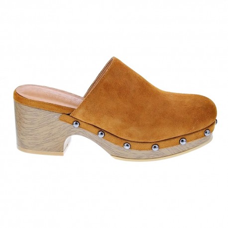 Zuecos Carmela zapatos Mujer modelo 68610 Marrón 