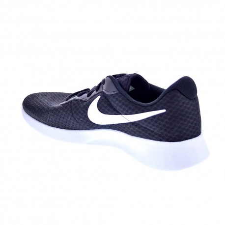 Zapatillas Nike zapatos Hombre modelo Tanjun Negro 