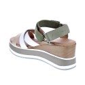Sandalias Carmela zapatos Mujer modelo 68471 Verde 