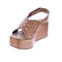 Sandalias Carmela zapatos Mujer modelo 68555 Marrón 