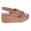 Sandalias Carmela zapatos Mujer modelo 68555 Marrón 