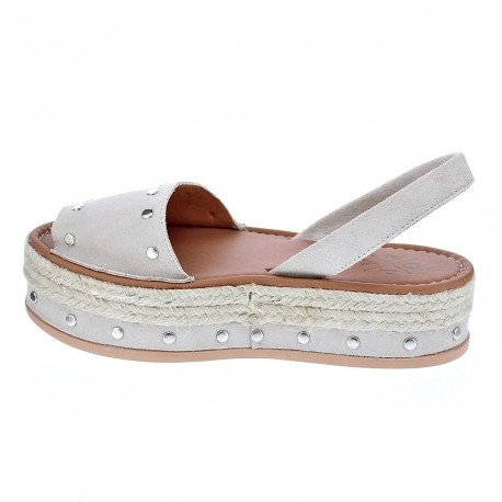 Abarcas menorquinas Popa zapatos Mujer modelo Rosario Tachas Beige 