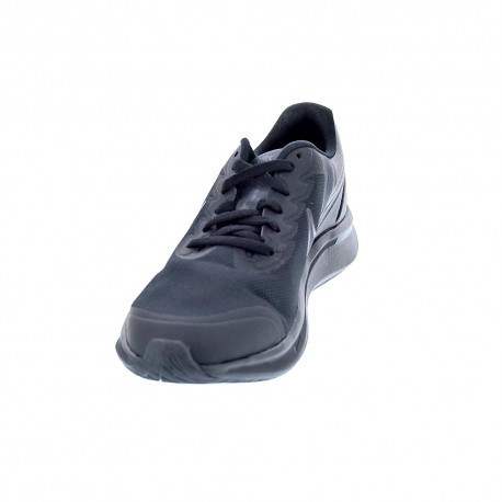 Zapatillas botas Nike zapatos Niño modelo Star Runner. Negro 