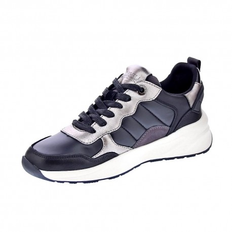 Zapatillas Carmela zapatos Mujer modelo 16015401 Negro 