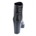 Botines Carmela zapatos Mujer modelo 16028601 Negro 