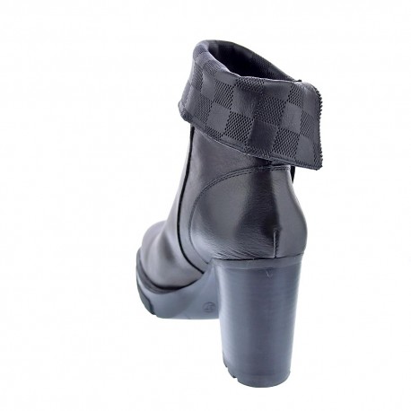 Botines Carmela zapatos Mujer modelo 6791601 Negro 