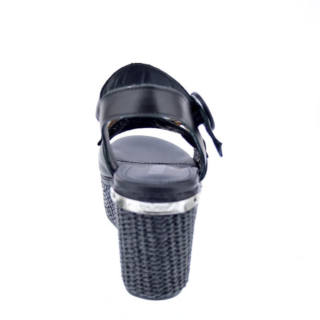 Sandalias Carmela zapatos Mujer modelo 160724 Negro 