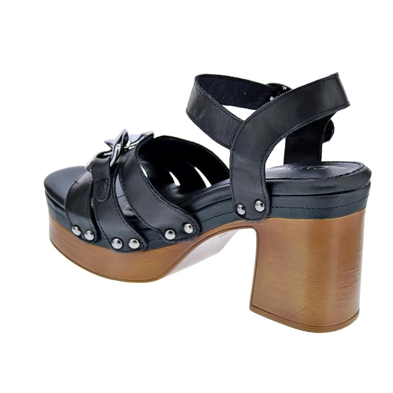 Sandalias Carmela zapatos Mujer modelo 160786 Negro 