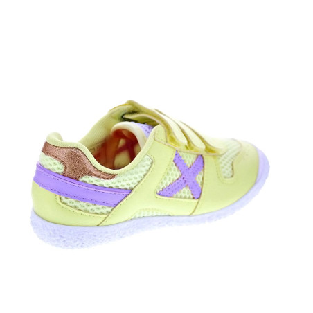 Zapatillas Munich zapatos Niña modelo Mini Goal Vco Amarillo 