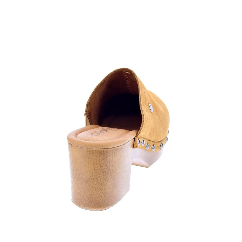 Zuecos Carmela zapatos Mujer modelo 160461 Marrón 