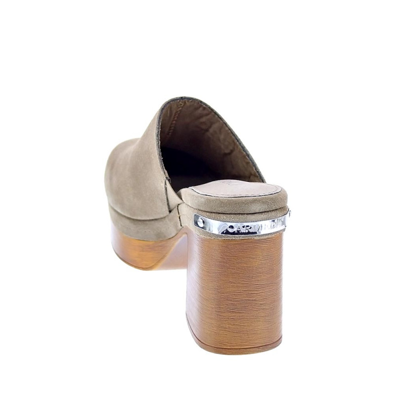 Zuecos Carmela zapatos Mujer modelo 16570 Beige 