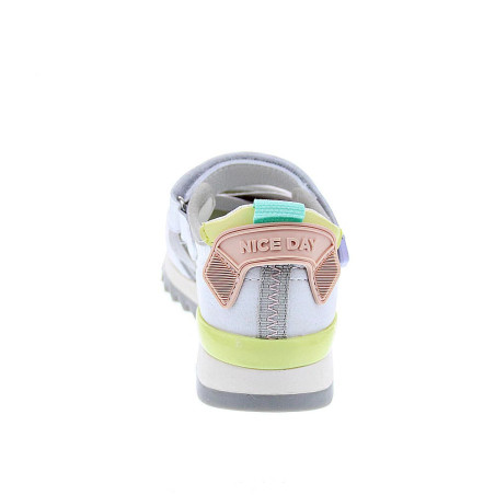 Zapatillas Gioseppo zapatos Niña modelo 68998 Blanco 
