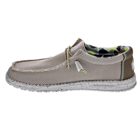 Mocasines Hey Dude zapatos Hombre modelo Wally Sox Triple Needle Beige 
