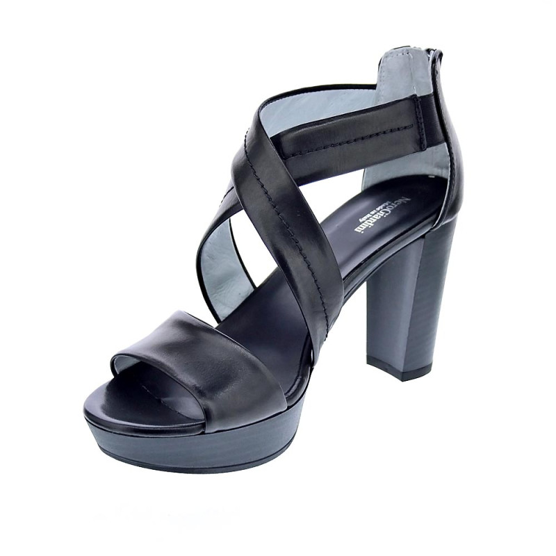 Sandalias Nero Giardini zapatos Mujer modelo E307500D Negro 