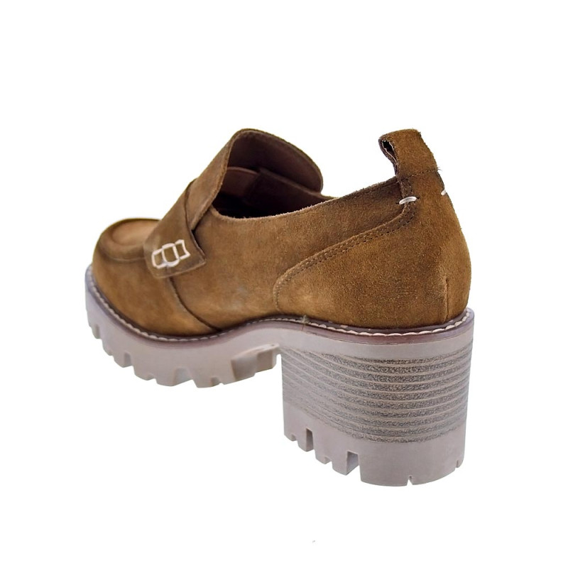 Mocasines Carmela zapatos Mujer modelo 16110901 Beige 