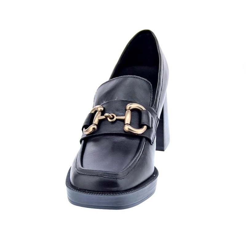 Mocasines Carmela zapatos Mujer modelo 16123502 Negro 