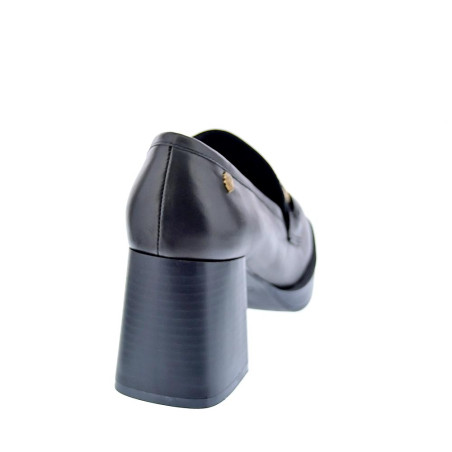 Mocasines Carmela zapatos Mujer modelo 16123502 Negro 