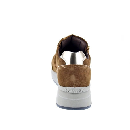 Zapatillas Nero Giardini zapatos Mujer modelo I308371D Marrón 