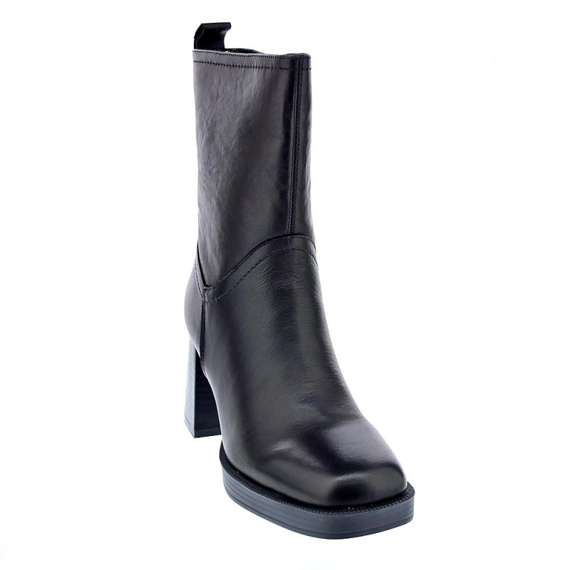 Botines Carmela zapatos Mujer modelo 16120501 Negro 