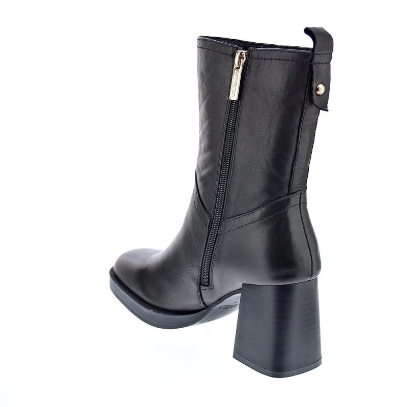 Botines Carmela zapatos Mujer modelo 16120501 Negro 