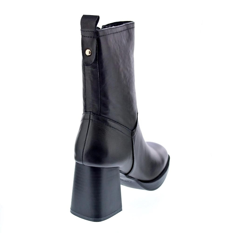Botines Carmela zapatos Mujer modelo 16120501 Negro 
