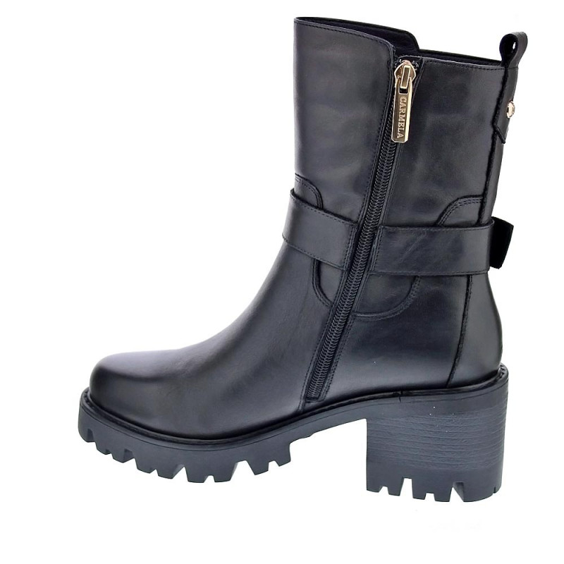 Botines Carmela zapatos Mujer modelo 16107402 Negro 