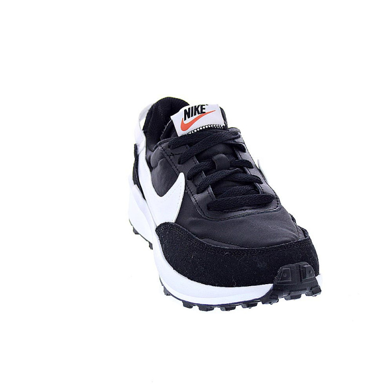 Zapatillas Nike zapatos Mujer modelo Waffle Debut Negro 