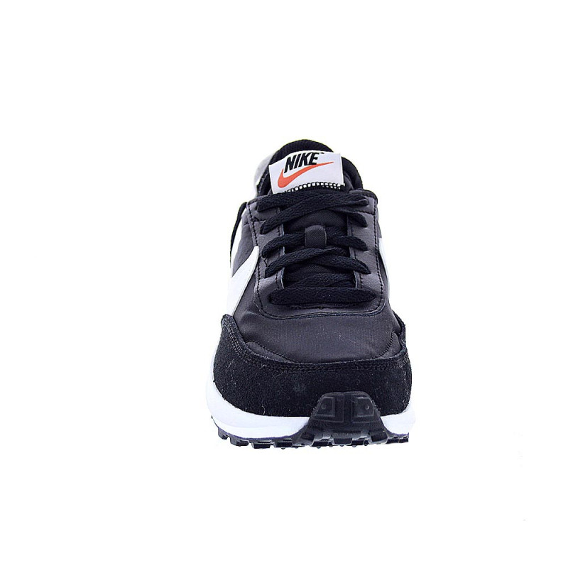 Zapatillas Nike zapatos Mujer modelo Waffle Debut Negro 