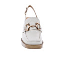 Mocasines Carmela zapatos Mujer modelo 161595 Blanco Hebilla