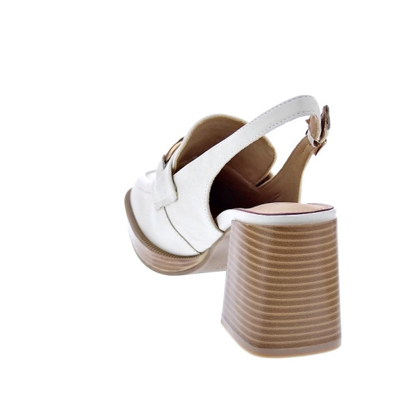 Mocasines Carmela zapatos Mujer modelo 161595 Blanco Hebilla