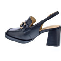 Mocasines Carmela zapatos Mujer modelo 161595 Negro Hebilla