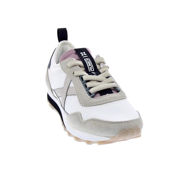Zapatillas Munich zapatos Mujer modelo Um Sky 08 Beige Cordón
