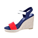 Sandalias Tommy Hilfiger zapatos Mujer modelo Stripes Wedge Azul Hebilla