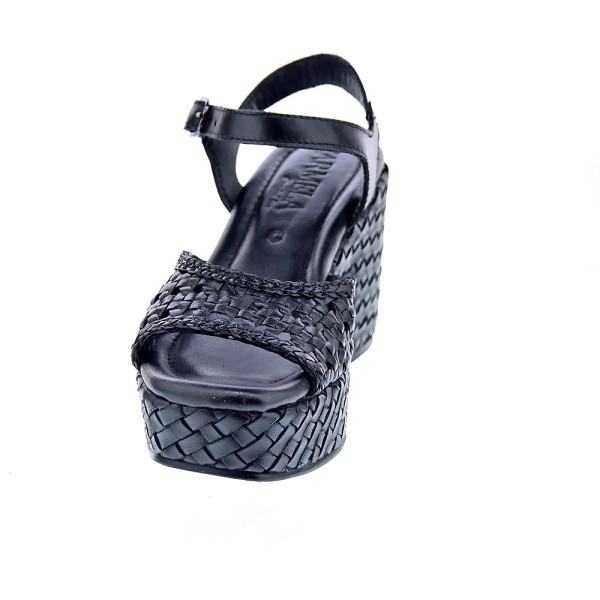 Sandalias Carmela zapatos Mujer modelo 161637 Negro 
