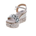 Sandalias Xti zapatos Mujer modelo 142677 Beige 