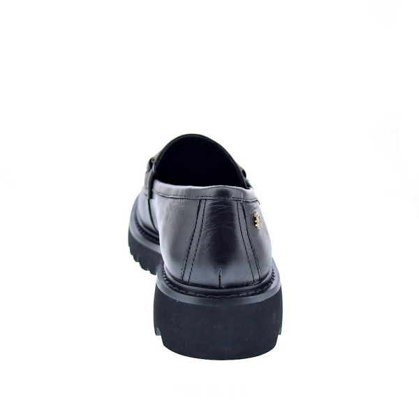 Mocasines Carmela zapatos Mujer modelo 16187201 Negro 