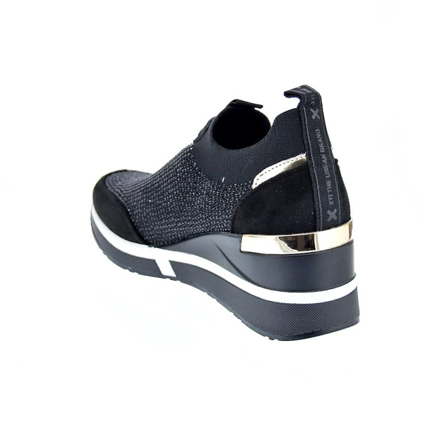 Zapatillas Xti zapatos Mujer modelo 143077 Negro 