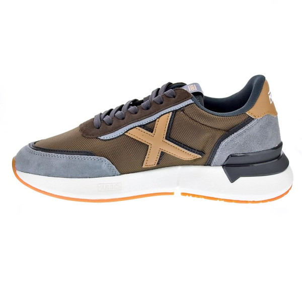 Zapatillas Munich zapatos Hombre modelo Versus 82 Marrón Cordón