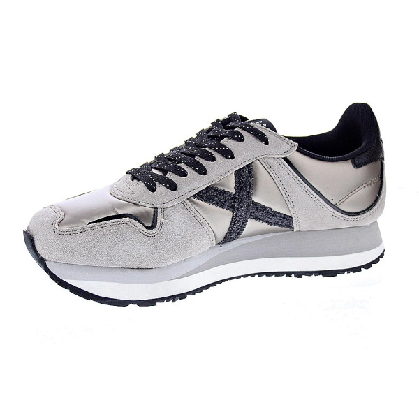 Zapatillas Munich zapatos Mujer modelo Massana Sky 214 Beige Cordón