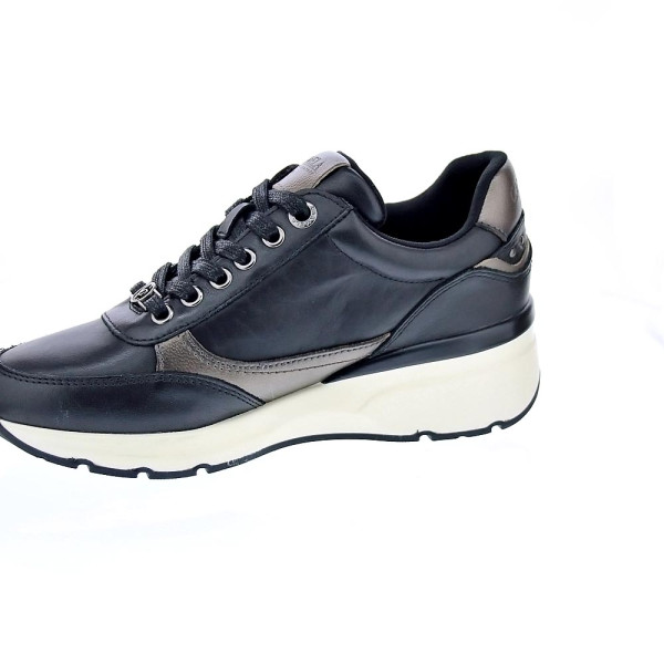 Zapatillas Carmela zapatos Mujer modelo 16182501 Negro Cordón